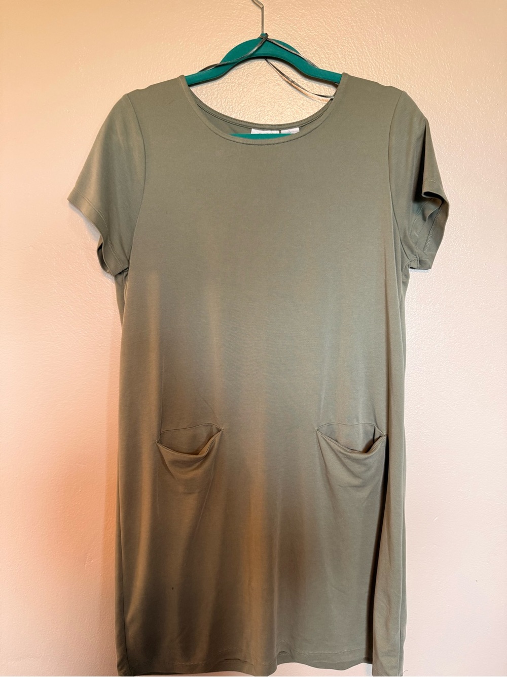 Women’s Olive Green Short Sleeve Pocket dress